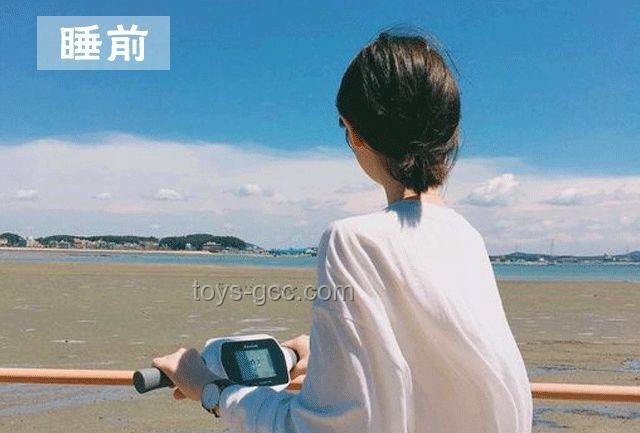 陈妍希晒与儿子洱海背影照：明星亲子互动与公众形象塑造的深度解析